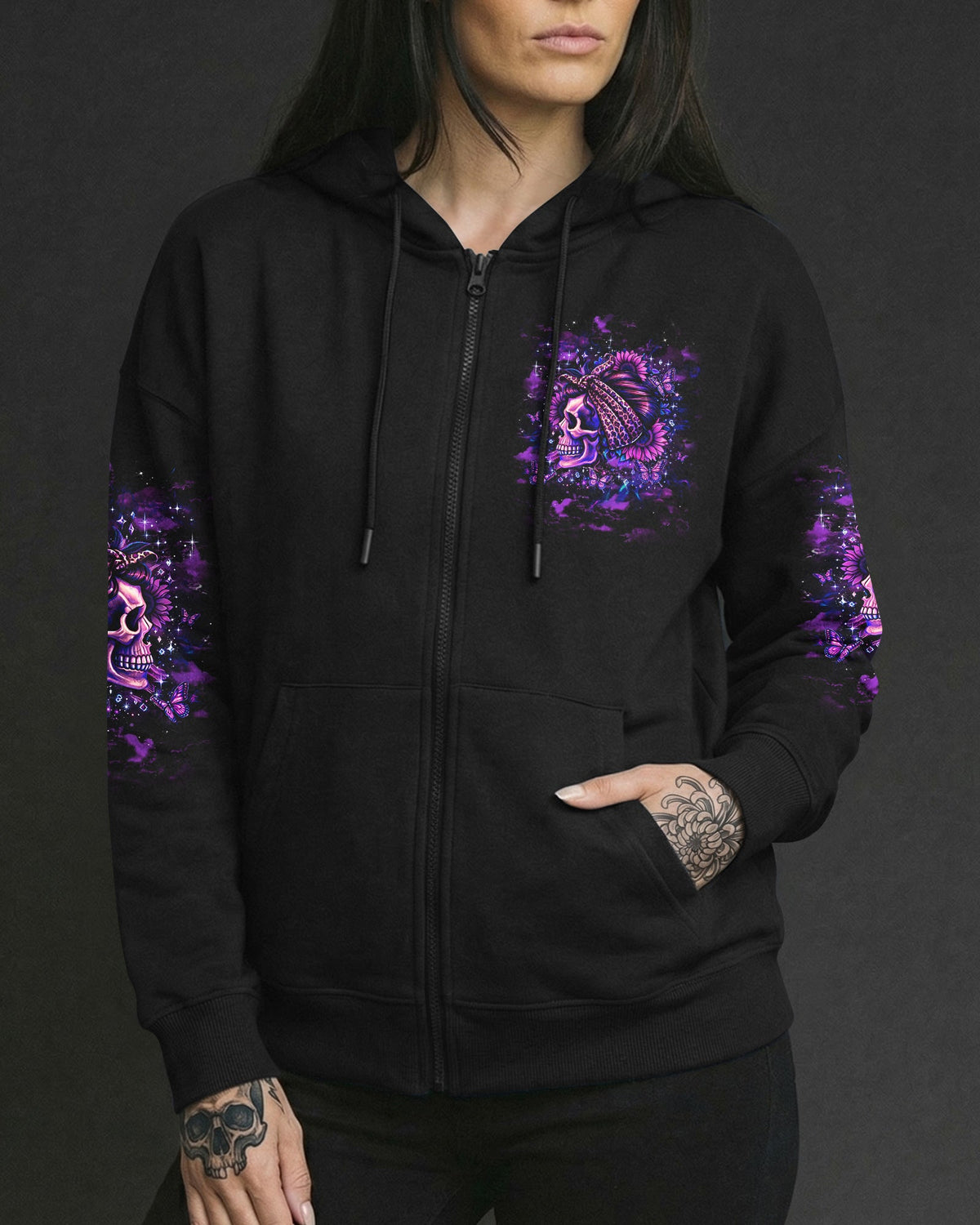 I'M A GIRL WITH A MIND SKULL MESSY BUN ALL OVER PRINT  - TLHG0904262